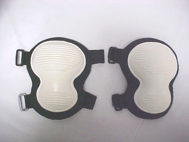 Heavy-Duty Deluxe Gripping Non-Marring Knee Pads
