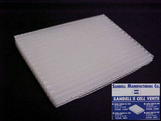 Sandell Manufacturing 200 Pcs./Box Clear Cell Vents 2-1/2" x  3-3/8"