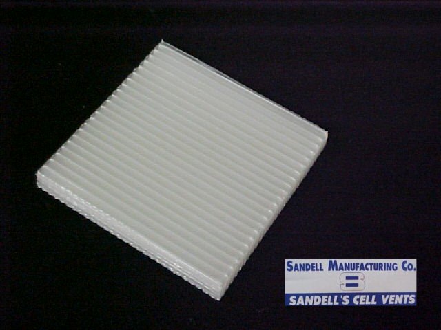 Sandell Manufacturing 200 Pcs./Box Clear Cell Vents 3-1/2" x  3-1/2"