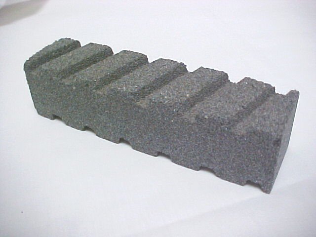 2" x 2" x 8" Kraft Masonry Cleaning Fluted Carbide Rub Brick